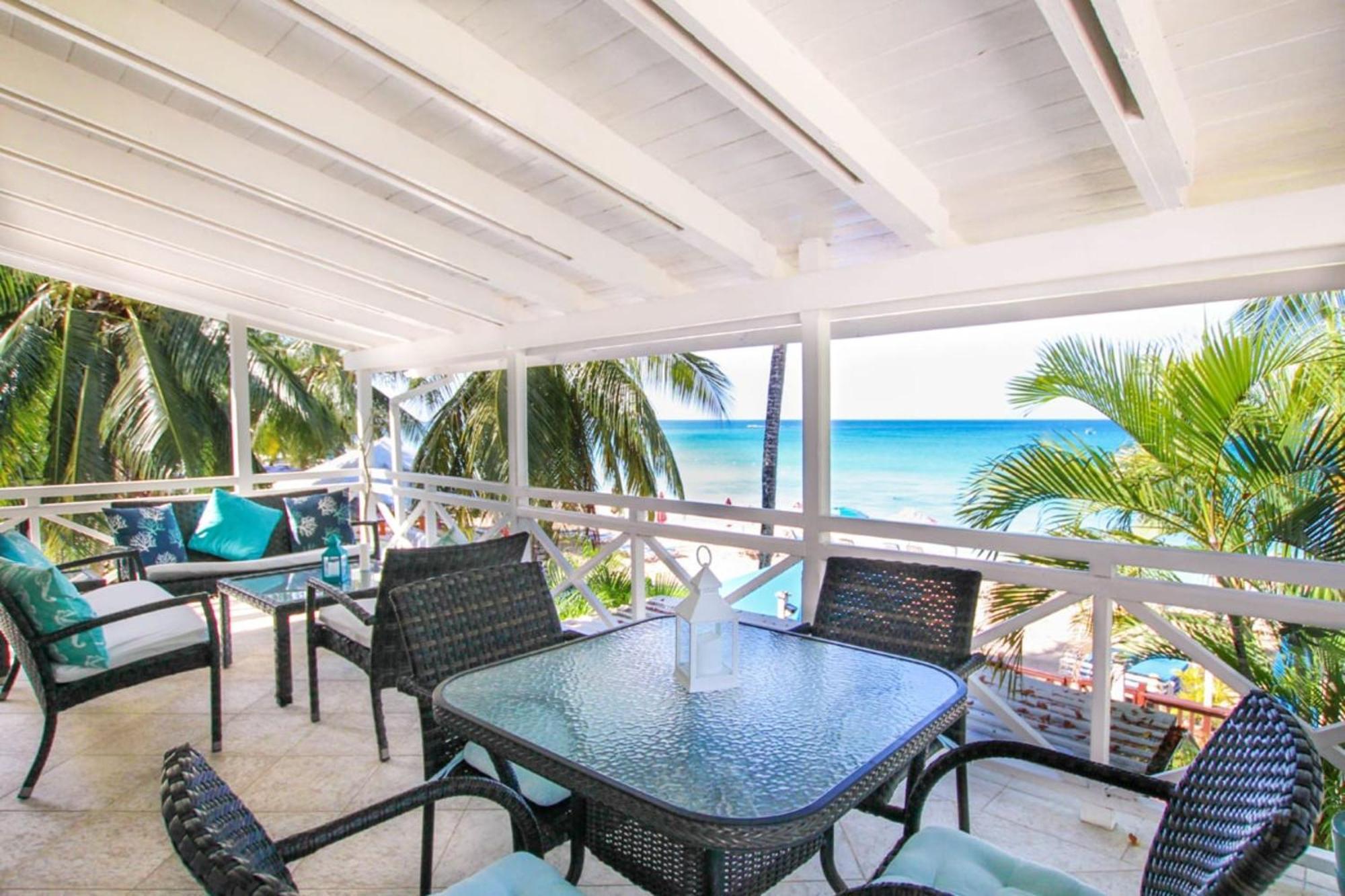 Bora Bora By Blue Sky Luxury Apartment Paynes Bay Стая снимка