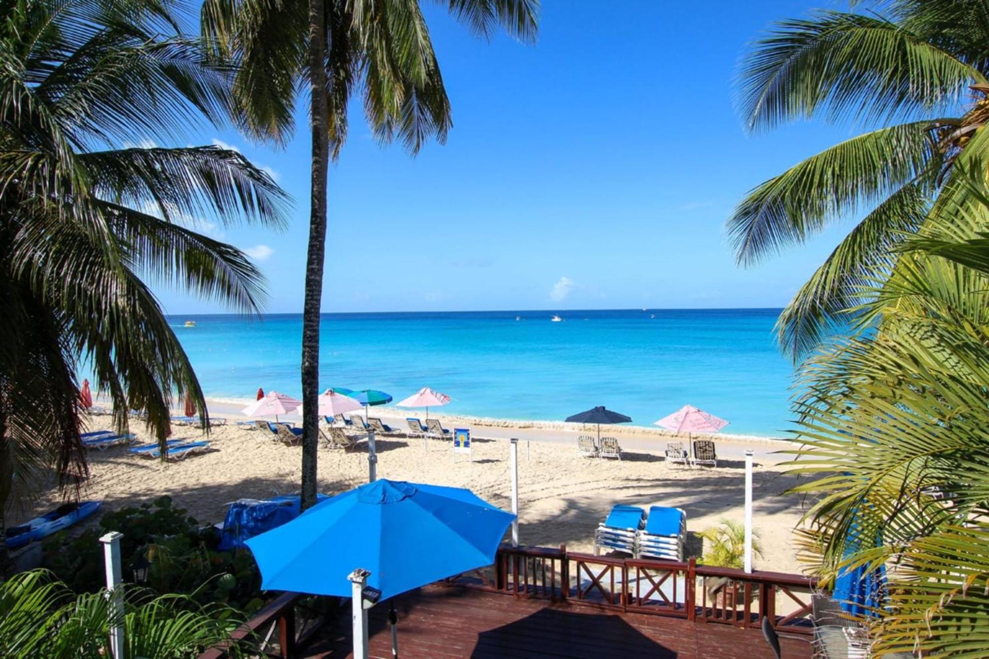 Bora Bora By Blue Sky Luxury Apartment Paynes Bay Стая снимка